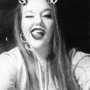 Meet your Posher, Dolly